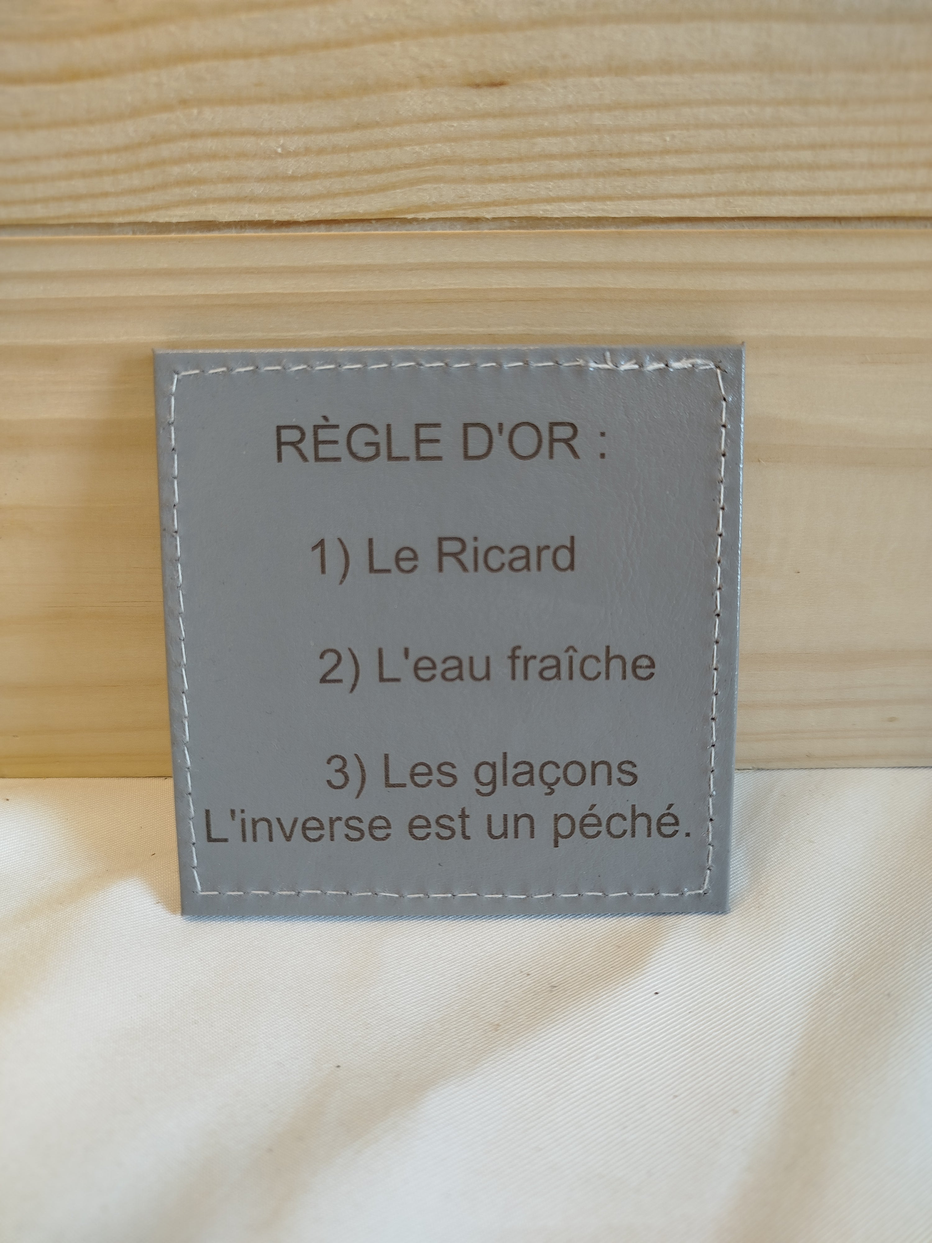 Dessous de Verre en Cuir  Gravés au Laser - Collection Artisanale (Modèles au choix)
