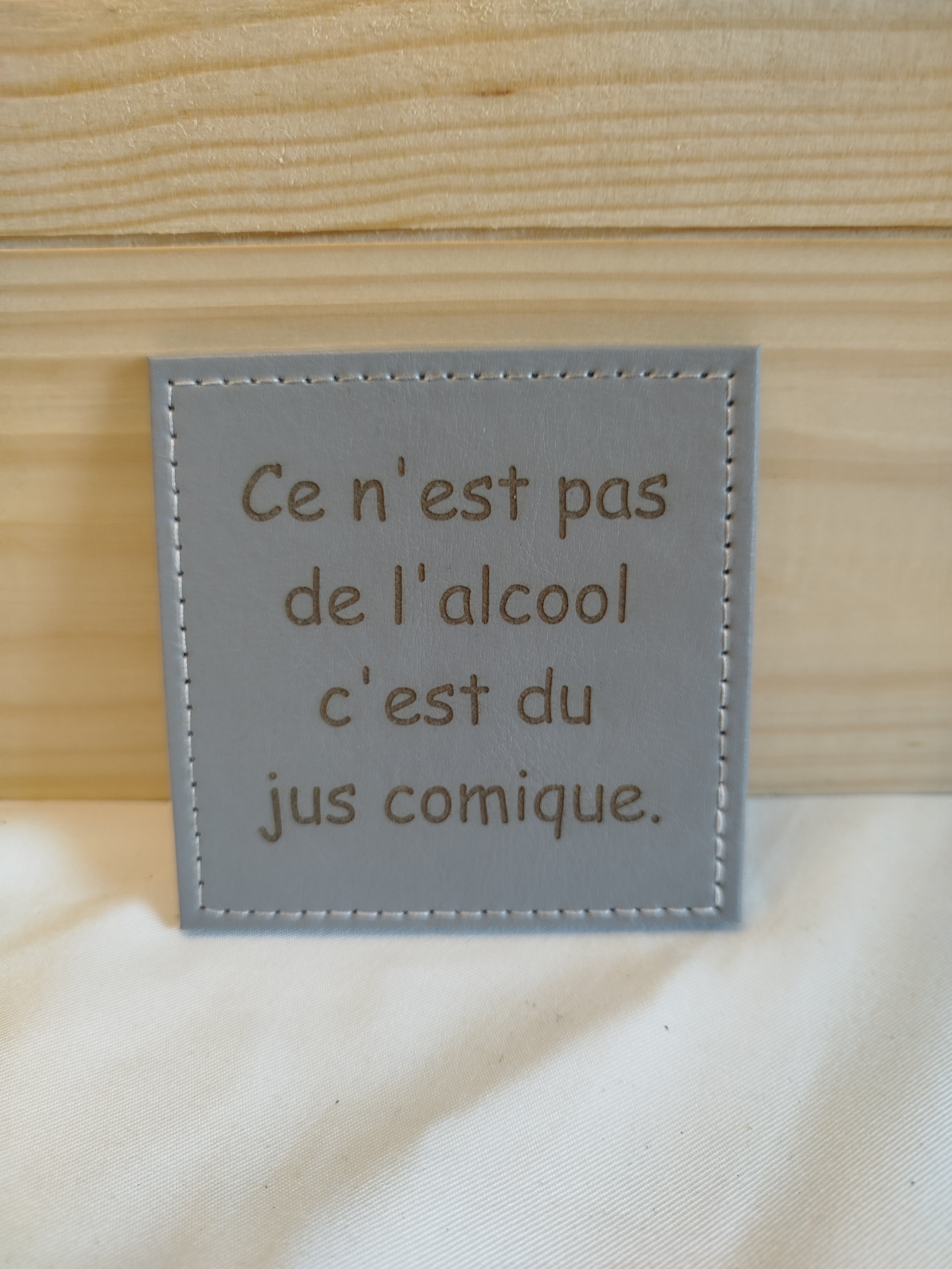 Dessous de Verre en Cuir  Gravés au Laser - Collection Artisanale (Modèles au choix)