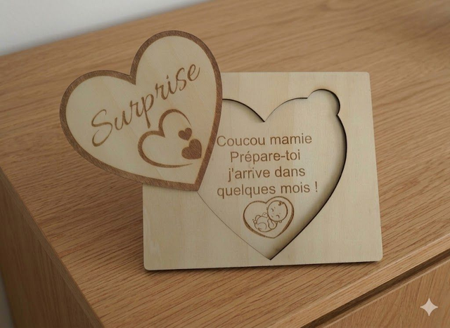 Annonce Grossesse Surprise - Cœur en Bois Personnalisable